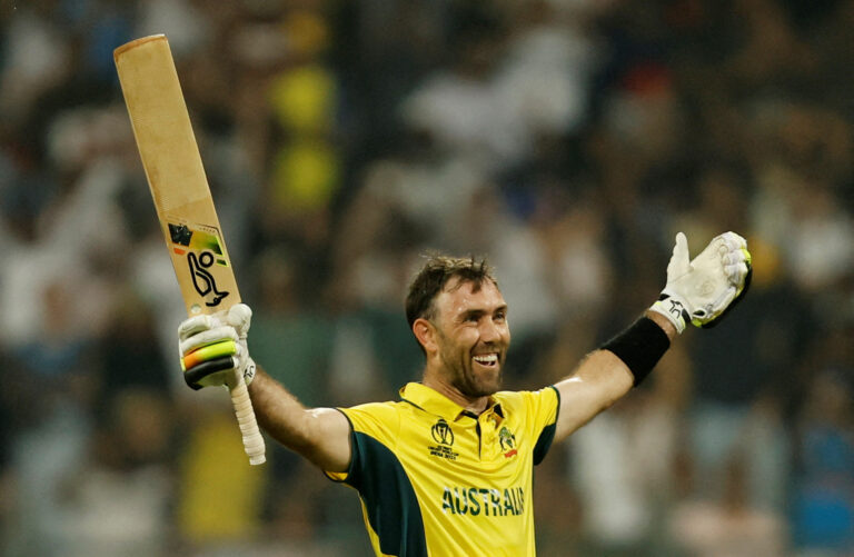 How to Back IPL Teams During Key Wickets with Online Cricket ID